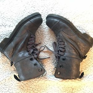 Women’s silver/gray rose lined Dr. Martens.